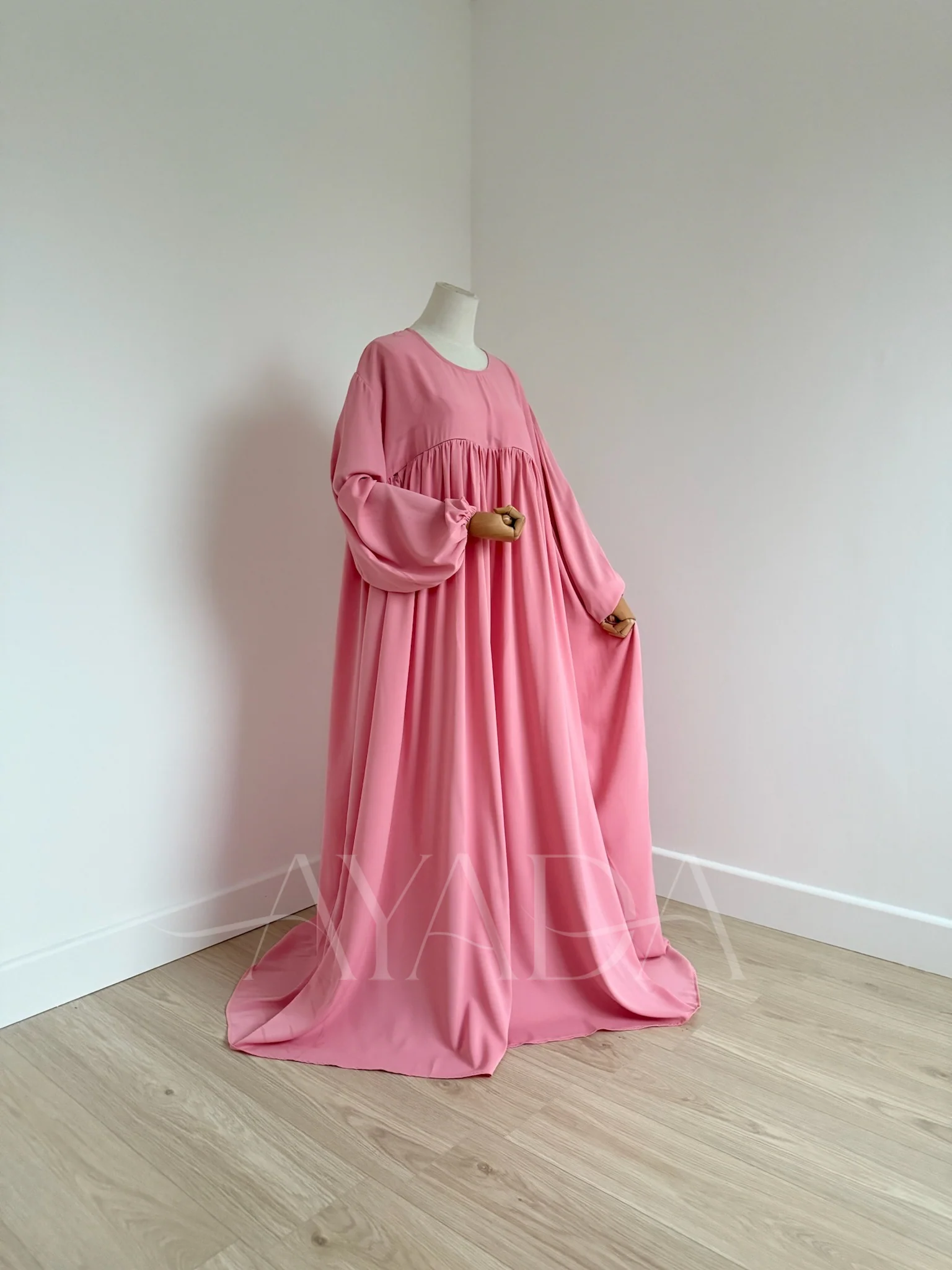 Abaya Manche Ballon Soie de medine - Image 6